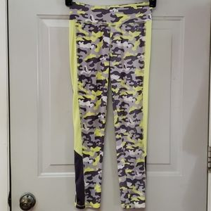 Reebok youth L active leggings